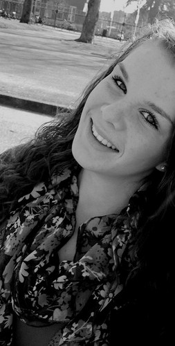 L_G1207's profile picture. i'll be there for you! x