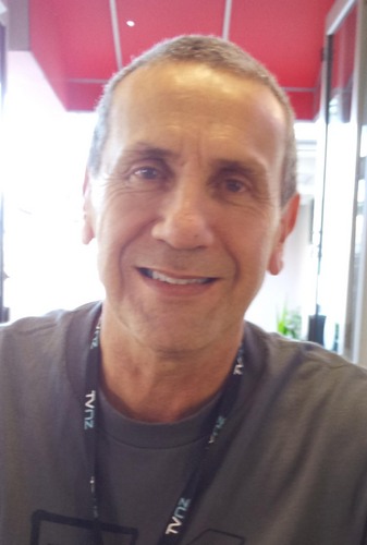 dinonz's profile picture. Gay,old bottle washer at SunPix