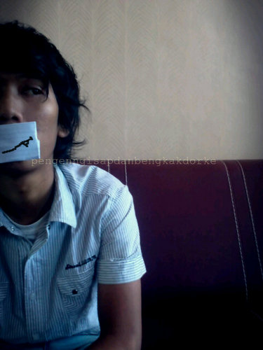 f_hadifarta's profile picture. Aku ?