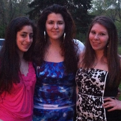 Riz_Mary's profile picture. 