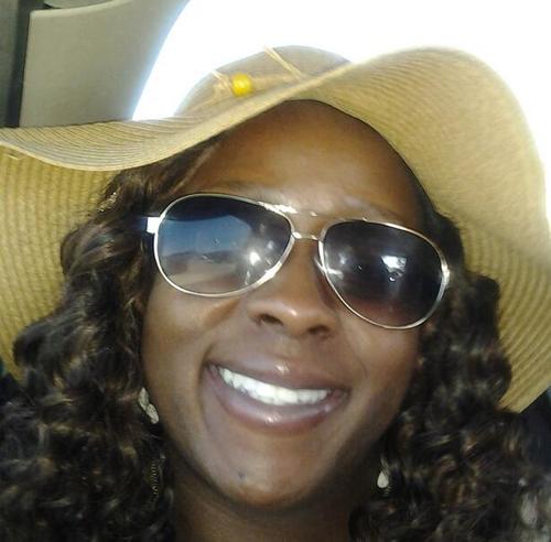 MsTyty25's profile picture. 