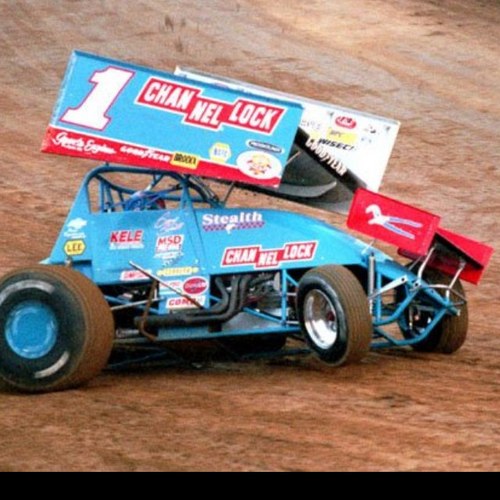 chris11x's profile picture. 