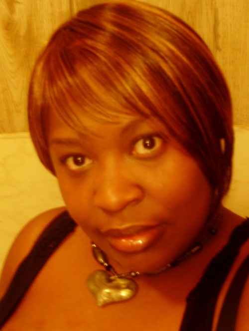 Cocobutter_16's profile picture. 