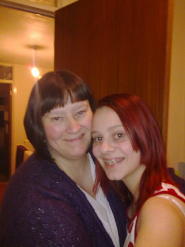 LloydBarbara's profile picture. I'm new to this Twitter,so any followers non famous and famous are very welcome.Thankyou xxx