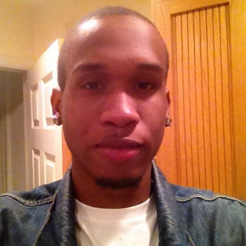 starbond0o7's profile picture. Capricorn so know wat u gettin yourself into!.loyal.simply.Entrepreneur  in the Glass Industy #Teambrownskin #teamiPhone #TeamSingle Bein Coolin since day 1