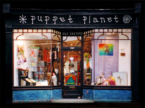 puppet_planet's profile picture. A magical shop full of kitsch and culture, hosting parties and workshops. Lesley Butler is Professor Baguette (Punch & Judy) and The Bag Lady (Clown).