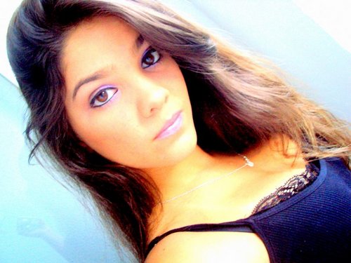 carolcartaxoo's profile picture. COLORADA, estudante, 17 anos, geminiana, sensível, frágil, indecisa.