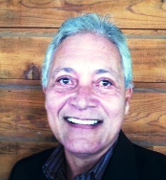 Consultant, Trader, Broker, Entrepreneur, Happy fun loving business man that also Speak Spanish & English