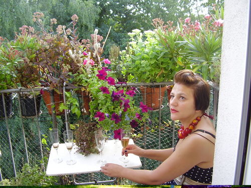 POSSESSEDN1's profile picture. Artist. Vintage collector.Northern soul lover. Owner of Vintage online boutique https://t.co/UnXIgFNCfR.  BIG fan of chips and red wine.