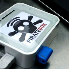 PBox_Toul's profile picture. Première PirateBox Touloise ! Actuellement en ligne avec 16Go ! Je suis caché dans les remparts, essayez donc de me trouver... ;-) #Toul