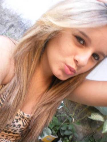 Sou o que sou porque vivo da minha maneira. Você procurando respostas olhando pro espaço,e eu tão ocupado vivendo. [Namorando o LindOo' →@paulospoke←]