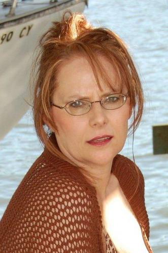 Redheaded/mature/MILF/38D/nude pictures/Videos/Webcam/photography/nudist/