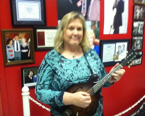 pkwaterford's profile picture. Harmony singer, mandolin & guitar picker, music lover.