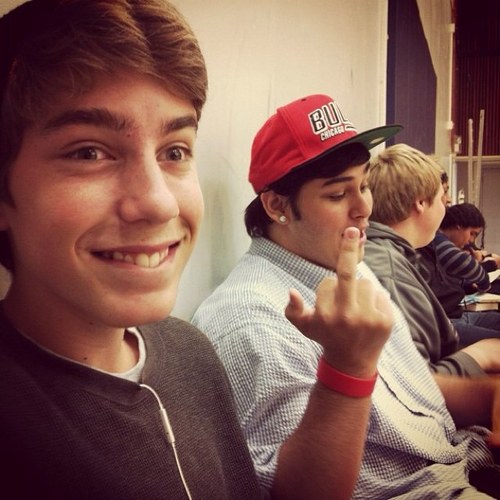 Chrisss_dF's profile picture. follow me!