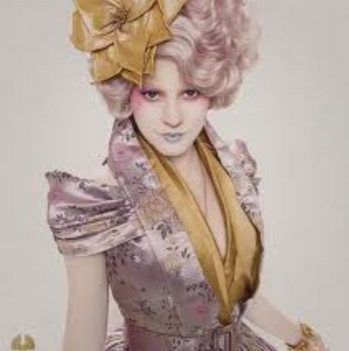 ThisIsEffie_THG's profile picture. Hi, Im Effie , Im District 12's Escort, I LOVE Mahogany. Happy Hunger Games And May The Odds Be Ever In Your Favour:-)