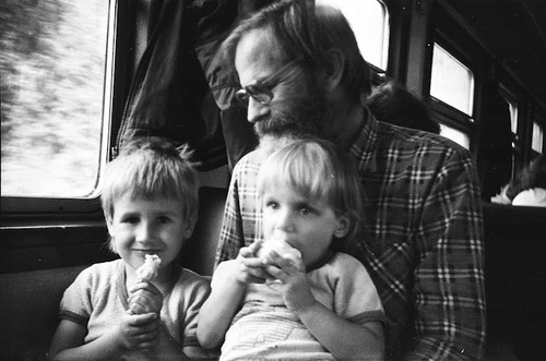 karstpauris's profile picture. Karstpauri ir cilvēku grupa, kura izsaka savas domas. Citreiz apdedzinās, citreiz trāpa kā naglai pa pieri. Esmu Cypork biedrs