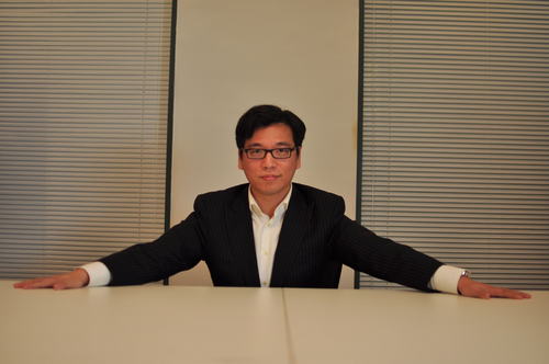 Researcher for the rules & regulation of virtual worlds.