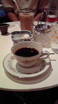 smartvillage1's profile picture. バスケットボールコーチ、東京エクストリームウォーク100参加、反権力、メッチャリベラル