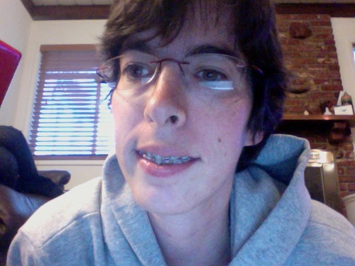 History and Theatre student. not really want to get back
Love music and good/great acting
