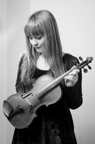 Classical violinist currently studying in Leeds with Kenneth Mitchell.
