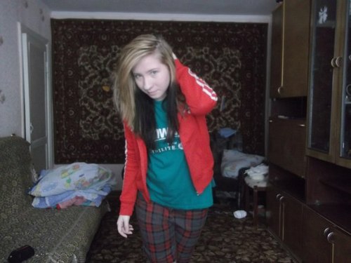 ElenaSchefer's profile picture. I am Elena.I am 15.My favorite band is Cinema Bizarre.