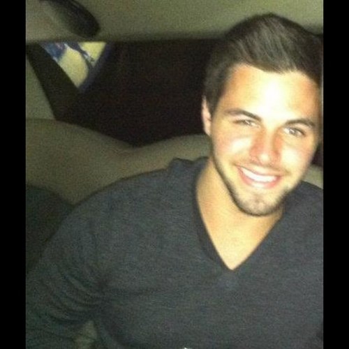 Diz_Frank's profile picture. 