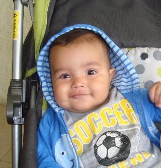 AlejoHumberto's profile picture. Emeritense, Padre de Luis Alejandro y Esposo de Leiber Andreina, Lcdo en administración de Empresas, Deportista me la paso corriendo por Mèrida I love running.