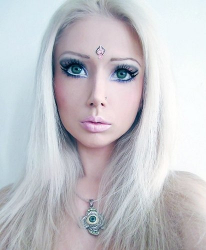 valeria luk