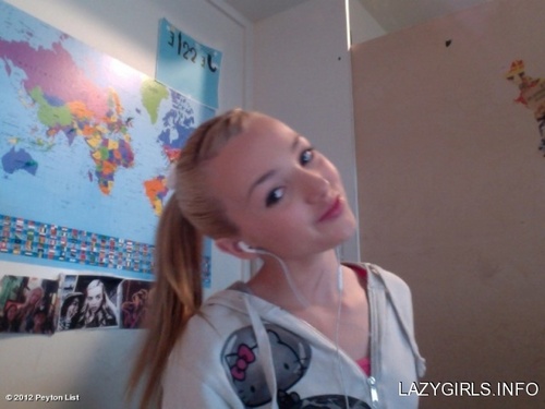 TeamPeytonList6's profile picture. Peyton List... she plays Emma Ross in Disney Channel's show Jessie. Follow her on Twitter and like her page on Facebook