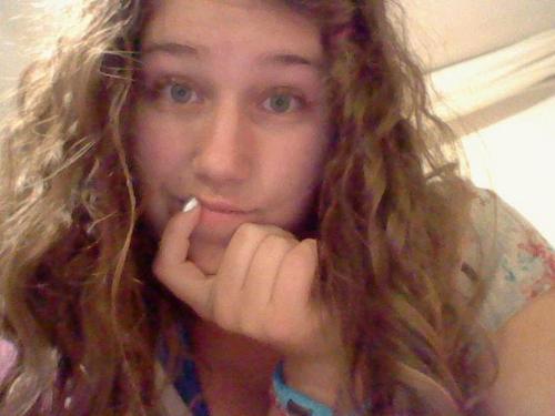 MakaylaGemin's profile picture. Potterhead, bookfreak, LOtR lover, foodobsessed, COUNTRY 3 yeah, thats me :)