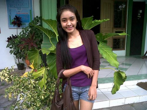 violitafrida's profile picture. ekonomi management UMS '10