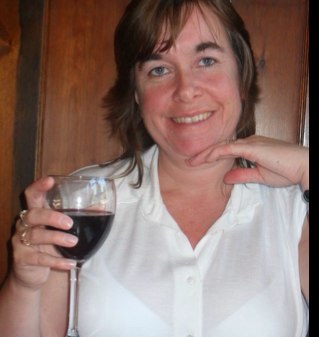 jackieT2tv's profile picture. Avid Charlton Fan.