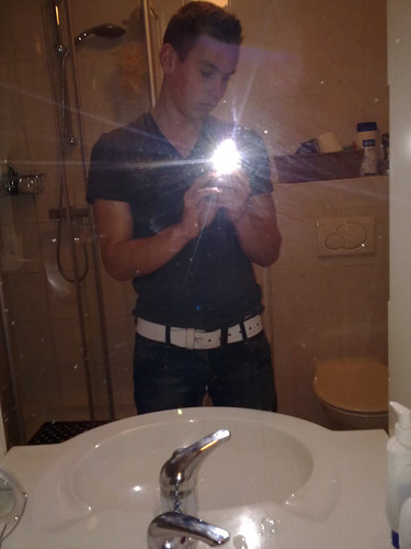 hallinkk's profile picture. 