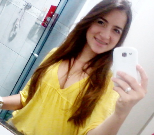 formspring: .me/mariisena
        MSNs fakes: marianasena06@hotmail.com / mariana_sansan@hotmail.com não adicionem!!