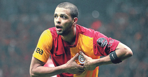 felipemelo fanatiği GALATASARAY takipedenitakipederim RT yaplır