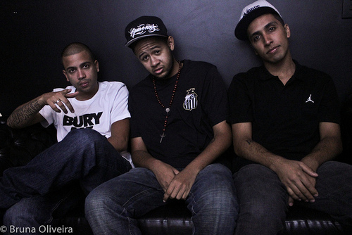 Perfil em homenagem aos Três Temores do Rap Nacional: @Projota @Emicida e @MCRashid.