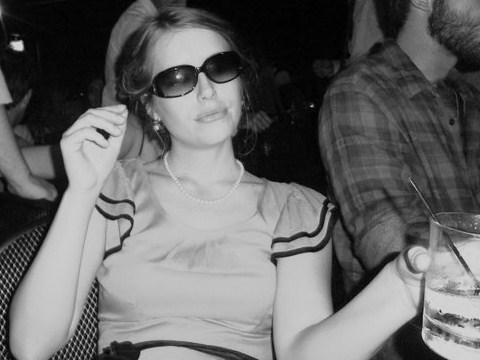 AnnaGovenator's profile picture. I like my steaks bloody, my coffee black, and I'm skilled at parallel parking.