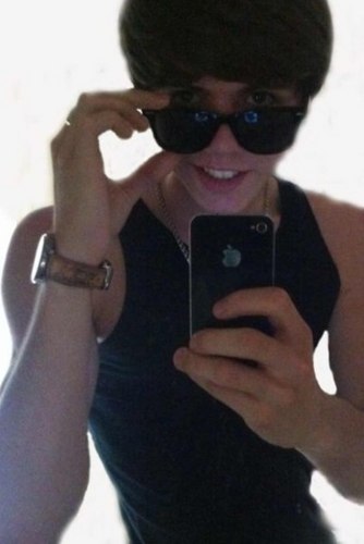 Nikls58's profile picture. Жить-значит делать художественное произведение из самого себя. (Г.Лихтенберг)