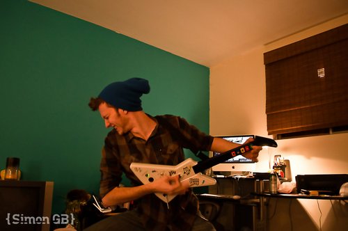 gb_sim's profile picture. Graphiste, guitariste, et d'autres mots en iste