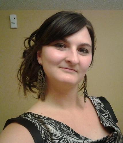 frenzy1727's profile picture. Mom of two great kids. Married 8 years to a wonderful man. I work for a bible college and make cakes from home :)