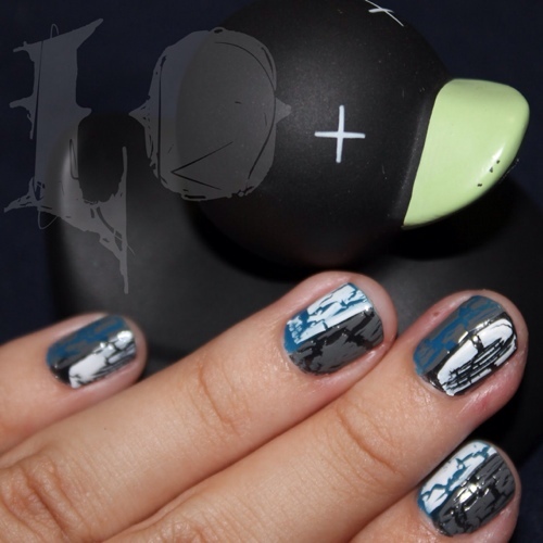 Nail Polish Blogger! If you'd like a product reviewed or featured on the blog contact me at jocy[at]lacquerobsession[dot]com