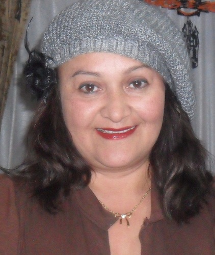 malhena13's profile picture. 