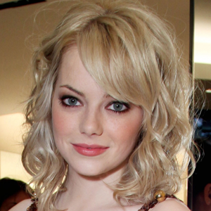 [RP Only - Not Emma Stone] I sling dough in my uncle's pizzeria while I get my masters at NYU.