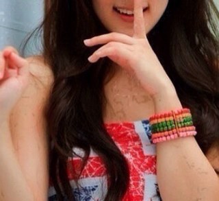 مايشبهني أحد