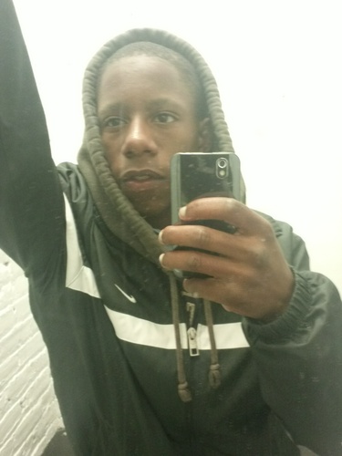 Youngrob29's profile picture. 