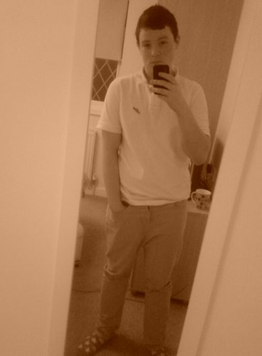 follow me and i will follow back:)!!!!!