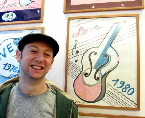 Edrichards's profile picture. 