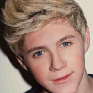 rebeccametty's profile picture. 