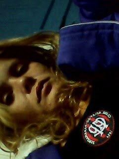 ? Euu queroo.
Euu PossO.
Euu coonsiigO ?
??• Siimplees assiim ~
 'Coom Deus'