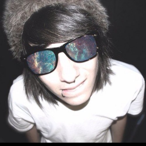 DeadlyDalton's profile picture. you're amazing. NOPE. Just kidding,look at my location